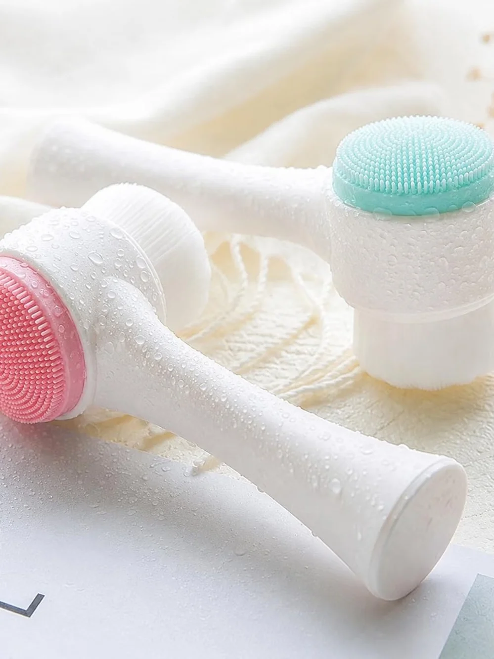 1pc Facial Cleansing Brush - Dual-Sided Soft Bristle